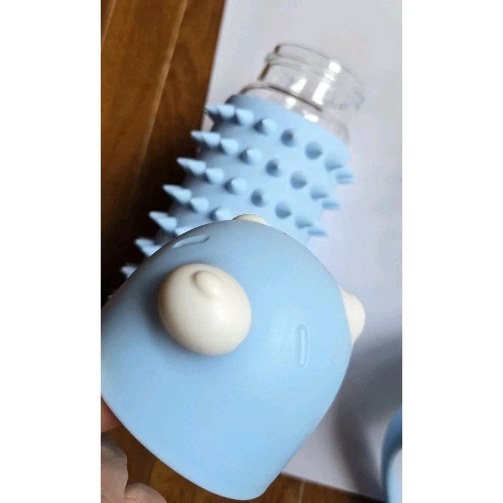 Tabor Place Spikey Bear Glass Sippy Cup for Toddlers 8oz Leakproof Silicone